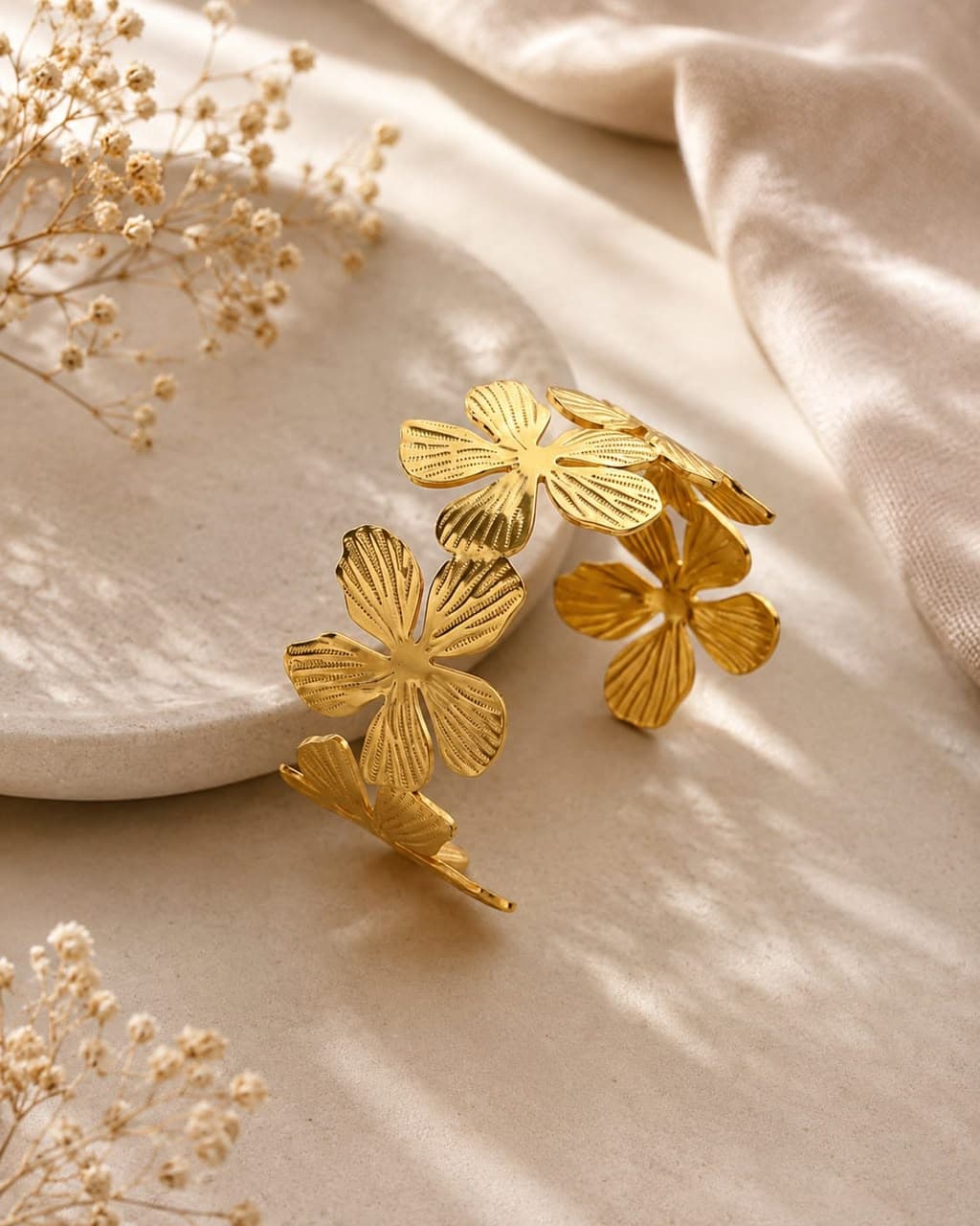 Flower cuff bangle